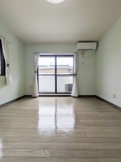 【居間・リビング】 | ガーデンパークフジ