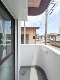 【バルコニー】 | ガーデンパークフジ