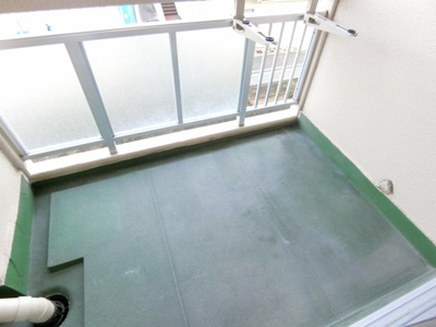 【バルコニー】 | 夢野ハイタウン3号棟 | 外からの目が気にならないバルコニーで洗濯物が干せます