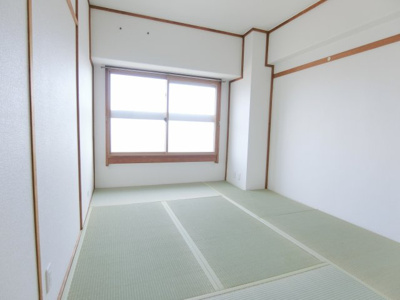 【寝室】 | 夢野ハイタウン3号棟 | 開放的な寝室です
