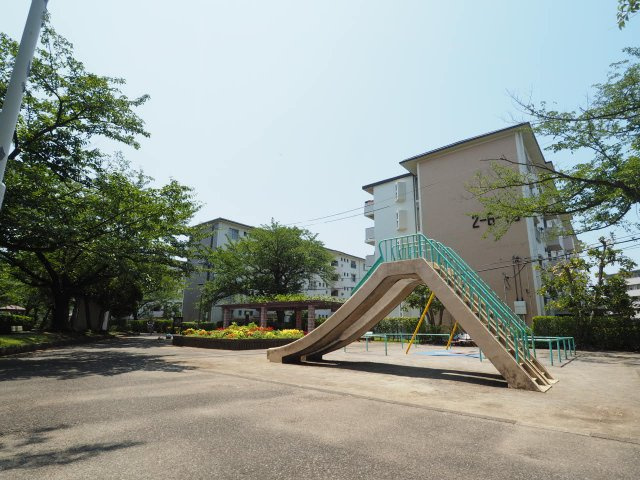 緑が豊かな敷地内★