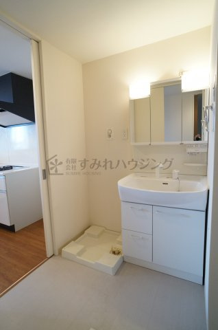 AMENITYCOURT K I　A棟の洗面所