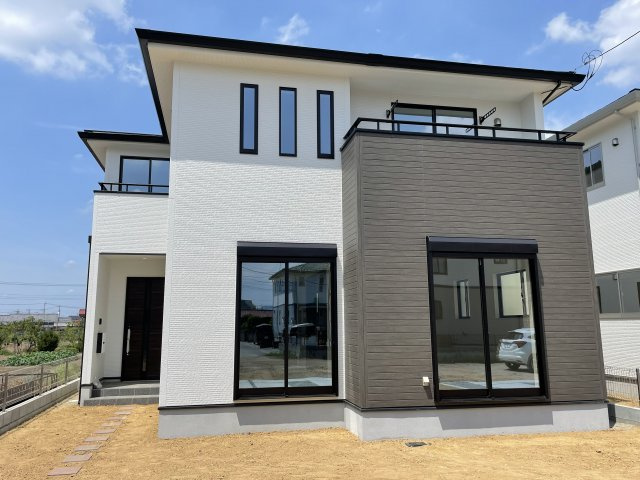 藤岡市藤岡1期（全2棟）1号棟の外観|外観です