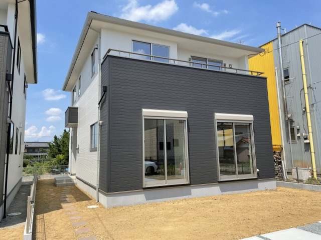 藤岡市藤岡1期（全2棟）2号棟の外観