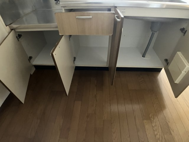 プリミエール井戸田の収納