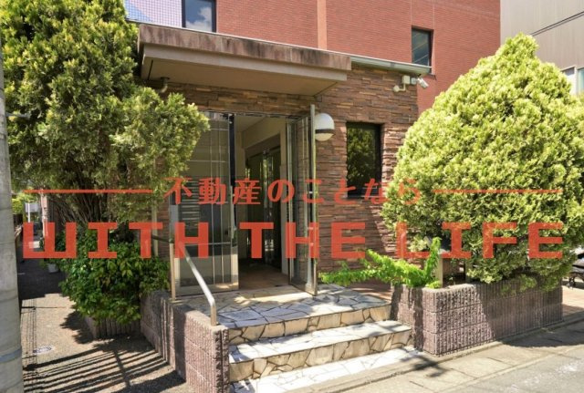 F・Gem【キャッシュバック対象物件】のエントランス|落ち着いたエントランスです