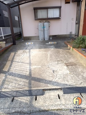 東櫛原町中古戸建2棟の駐車場