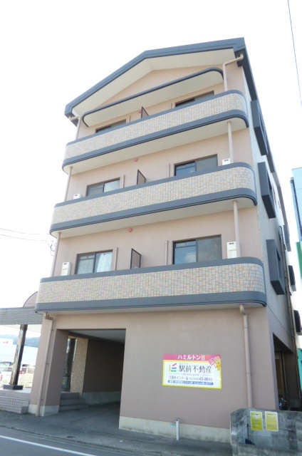 ハミルトンⅡ【キャッシュバック対象物件】の駐車場