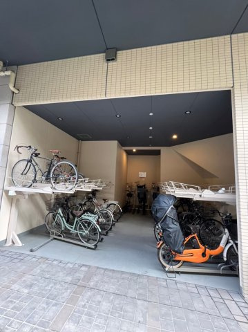 プレシス横浜の駐車場|プレシス横浜