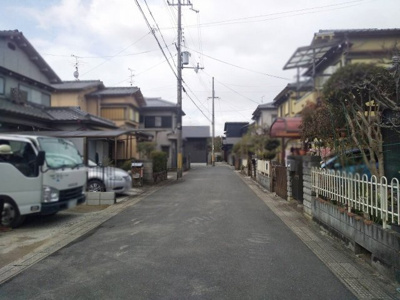 【前面道路含む現地写真】 | 城陽市市辺小梨間　新築戸建