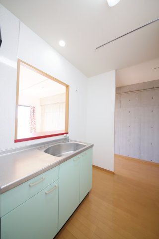 ひまわりやなべのキッチン|現状と異なる場合は現状優先となります