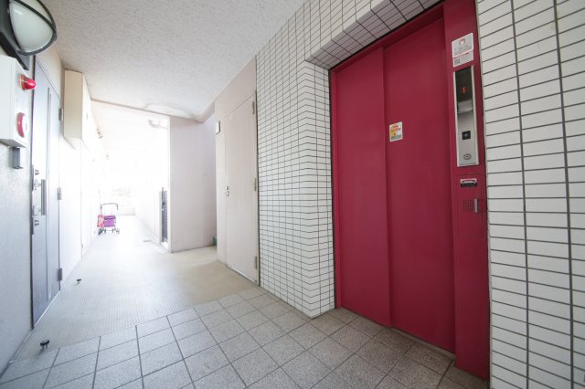 ひまわりやなべのロビー