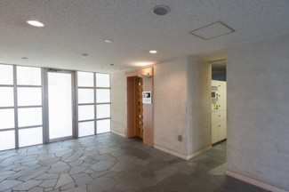 【エントランス】