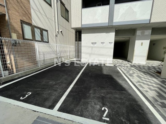 【駐車場】 | クレストタップ神戸湊町ブラン