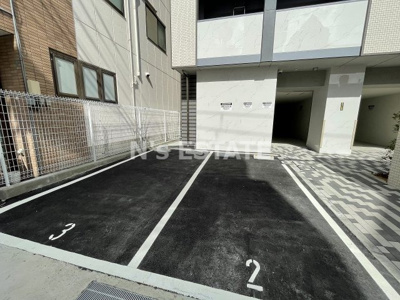 【駐車場】 | クレストタップ神戸湊町ブラン