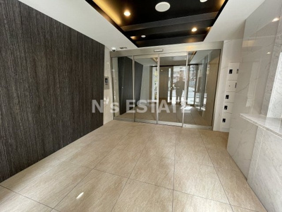【エントランス】 | クレストタップ神戸湊町ブラン