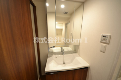 【洗面所】 | ＲＪＲ堺筋本町タワー | 洗面所です