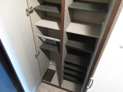 ベラジオ四条大宮の収納|シューズＢＯＸ