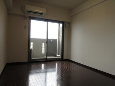 ベラジオ四条大宮の居間・リビング|洋室