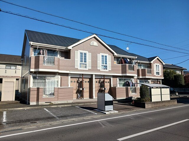 【外観】 | メゾンカネジョウ | 外観は落ち着いています