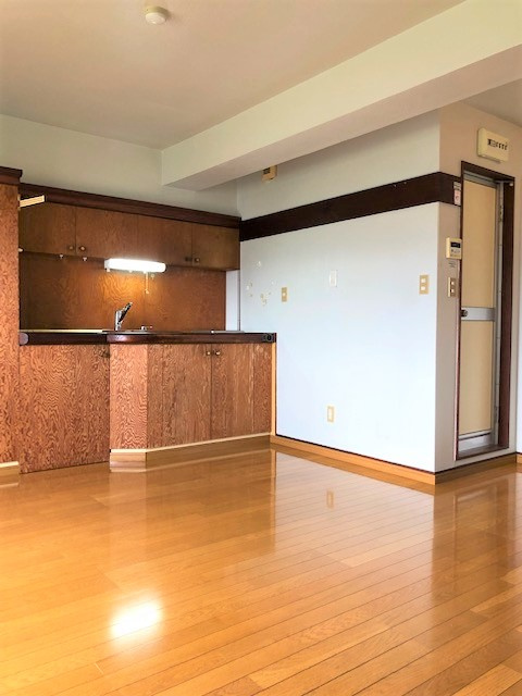 シャローム山城の洋室