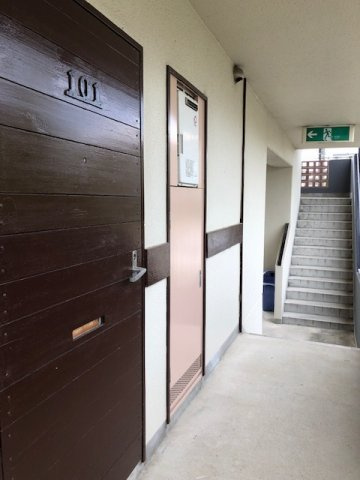 シャローム山城の玄関