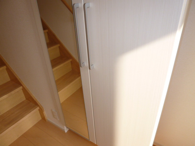 ピュアグリーンＡの玄関|シューズボックス