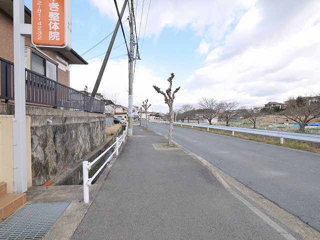 サンパレス中西の周辺