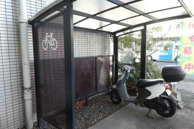 倉敷市下庄の賃貸マンションのその他共用部分|自転車置き場