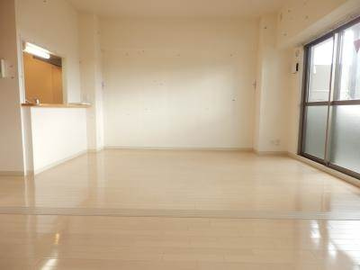 ベリエ茶五の内装