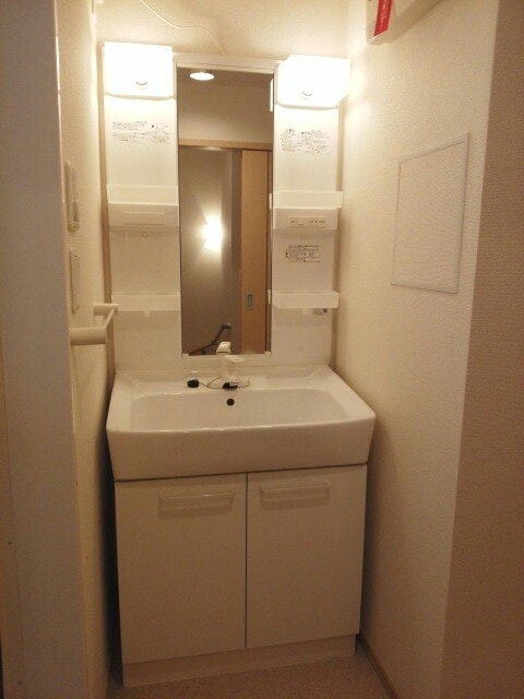 習志野市鷺沼５丁目のアパートの洗面所|洗面所