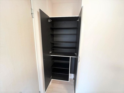 【その他】 | コンフォールK | 玄関