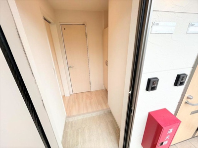 【玄関】 | コンフォールK | 玄関