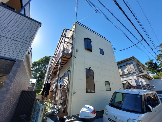 ウイングコートの外観