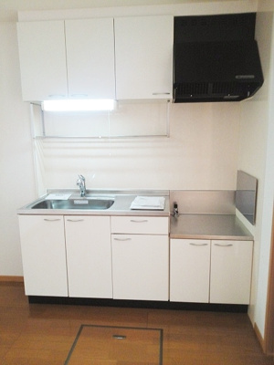 【キッチン】 | ラ・ベレッツアⅡ