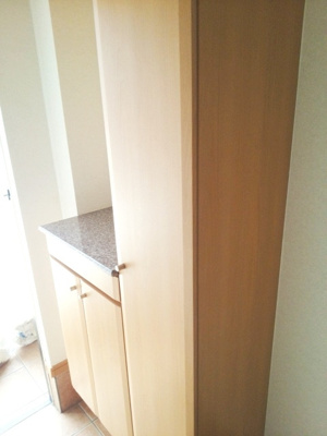 【玄関】 | ラ・ベレッツアⅡ