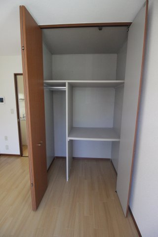 サンテ新横浜Bの収納