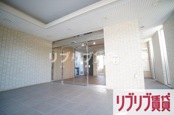シャトーイノハナのエントランス