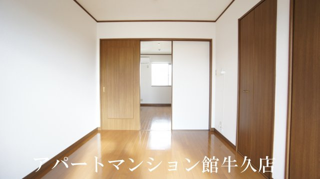 フローラ霞ヶ岡の寝室