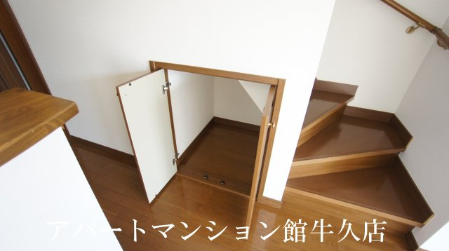 フローラ霞ヶ岡の収納
