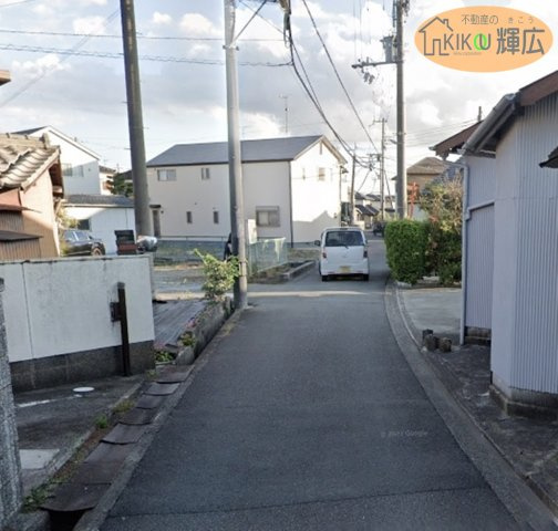 加古川市東神吉町西井ノ口　土地の前面道路含む現地写真|近隣は閑静な住宅街です