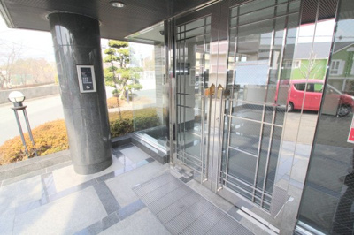 【エントランス】 | グラデヴォーレ宮山