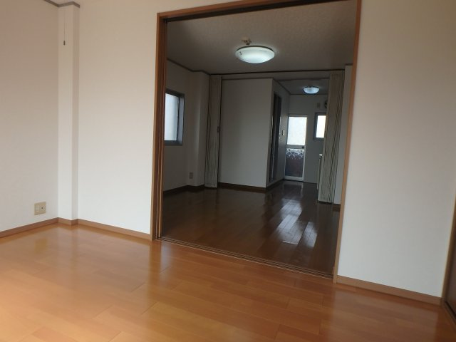 コーポ静の洋室