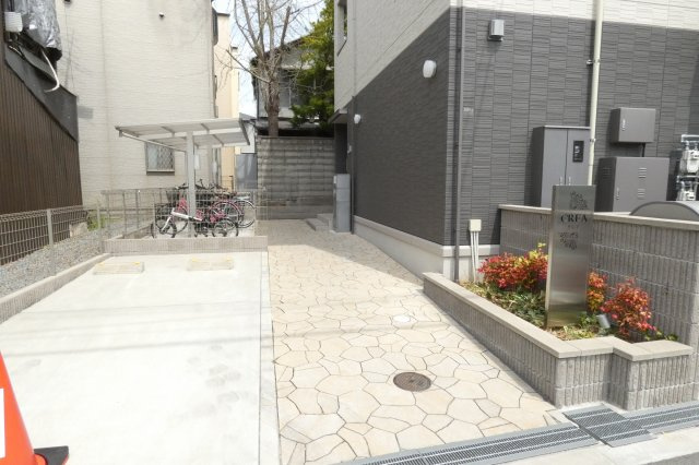 【エントランス】 | CREA