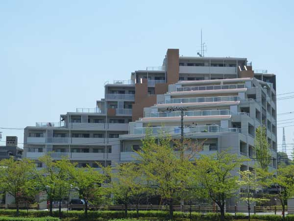 アデニウム京王堀之内の画像