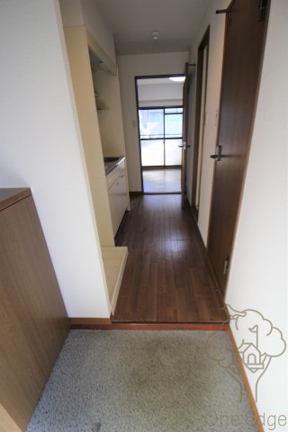 MRM北梅田の玄関