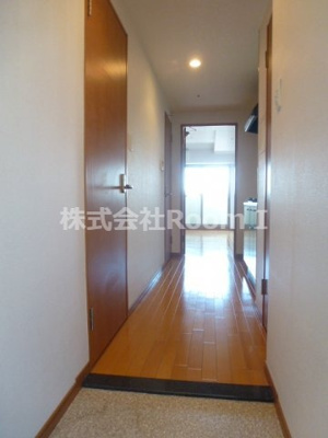 【玄関】 | ドゥーエ玉造（旧プライムアーバン玉造） | きれいな玄関です