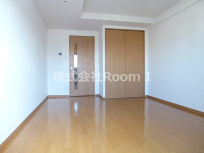 【寝室】 | ドゥーエ玉造（旧プライムアーバン玉造） | ゆとりの広さです