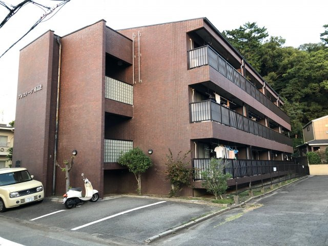 プレステージ東高松の外観