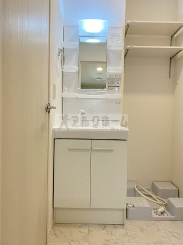 La Pause East Avenueの独立洗面台